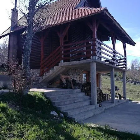 Brvnare Libero Tara Holiday home Sekulic
